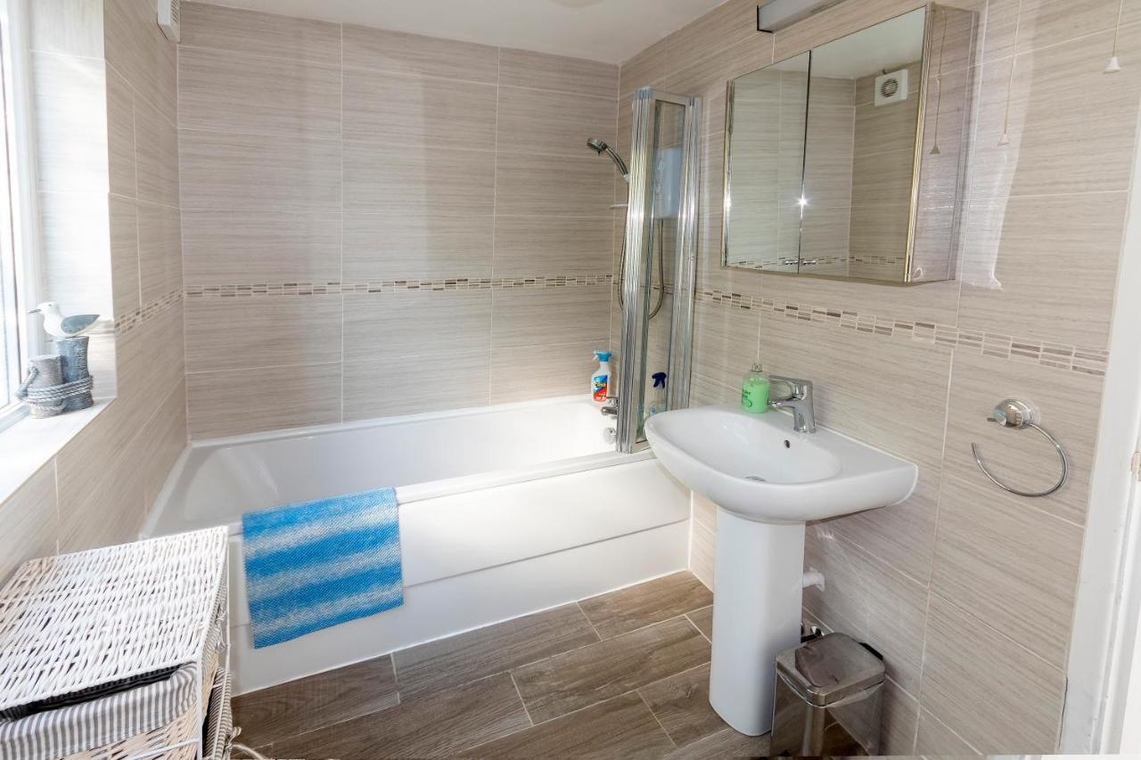 Thorn Cottage Fishguard Esterno foto